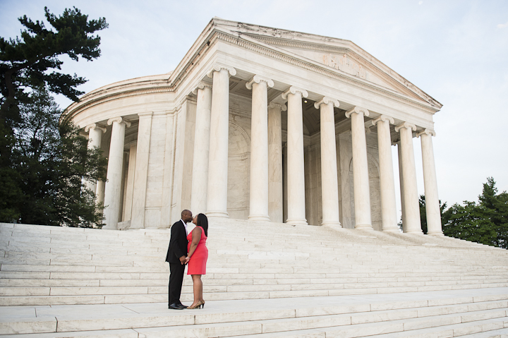 Jefferson Memorial Engagement Pictures | Washington DC 