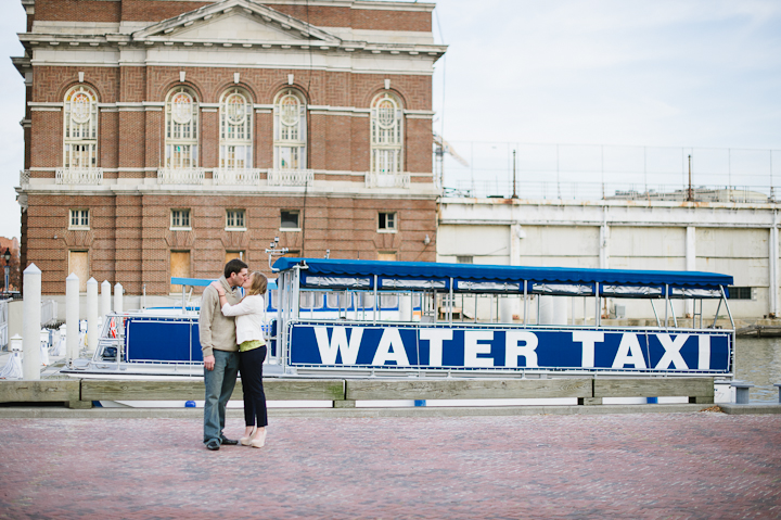 Baltimore Water Taxi | Engagement Pictures