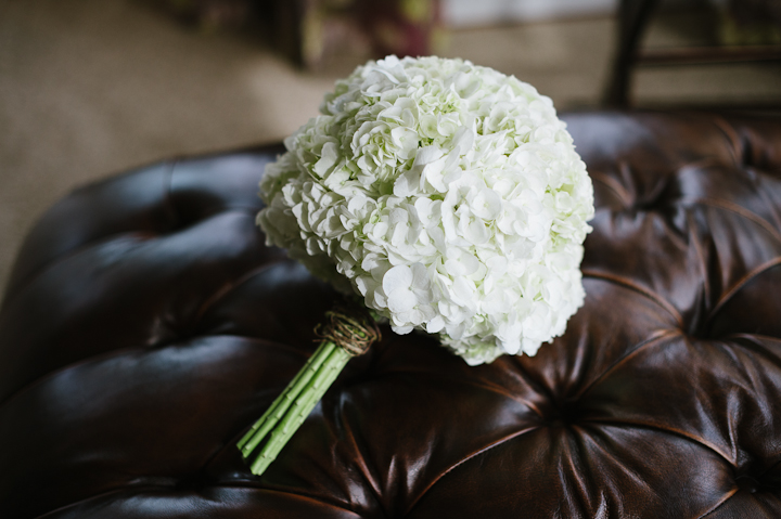 White Rustic Bouquet | Robins Nest Floral