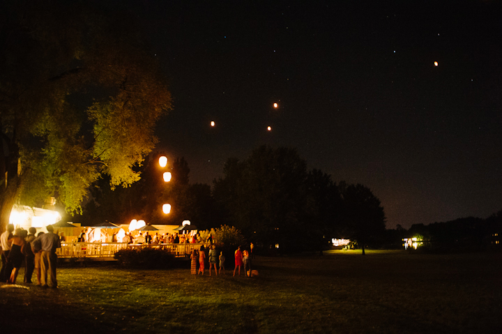 Chinese Wish Lanterns for Weddings in Maryland