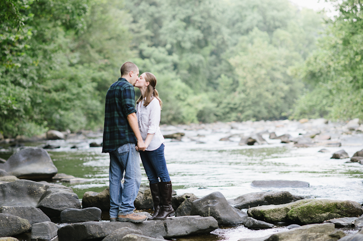 Romantic Maryland Engagement Pictures near Patapsco Valley
