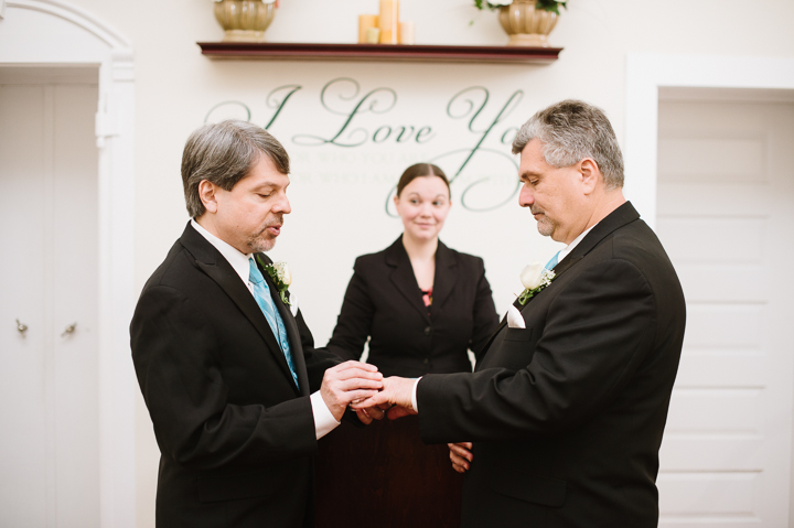 Maryland Same Sex Wedding Photographer - Annapolis Gay Wedding at the Court House