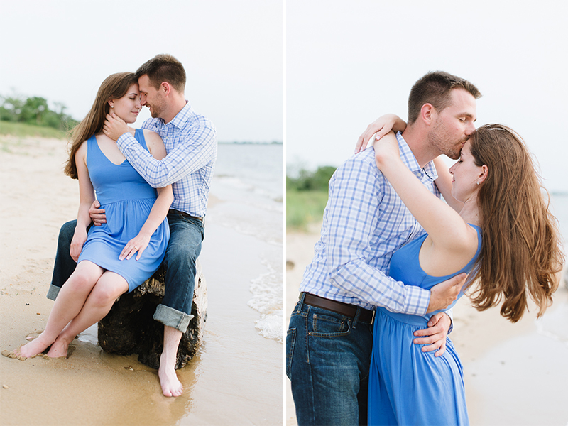 Eastern Shore Engagement Pictures - Terrapin Beach Park by Natalie Franke Photography