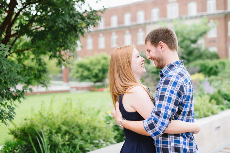Penn_State_University_Engagement_Pictures_Happy_Valley_Photo-32