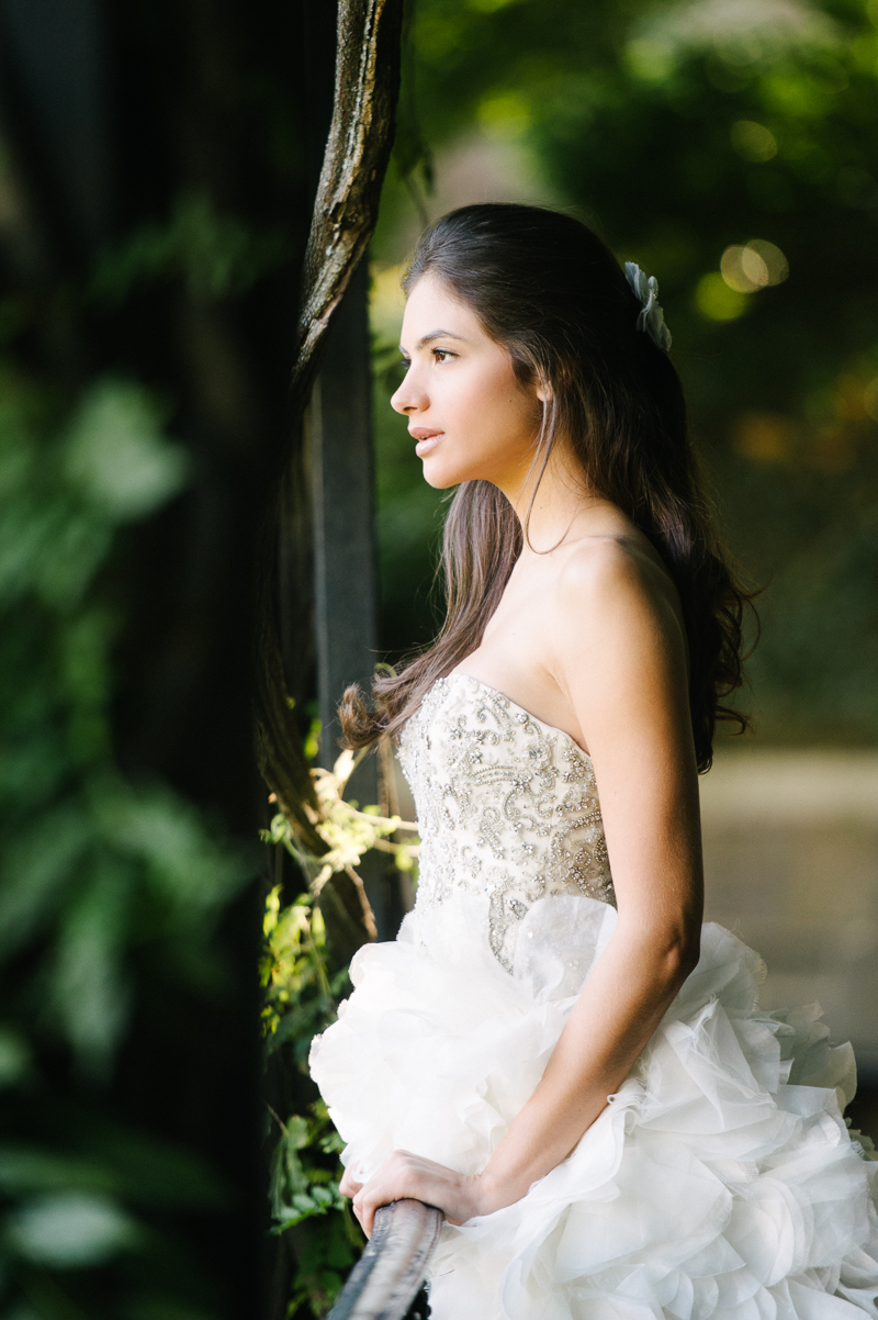 New York City Wedding Photographer: Central Park Bride with Enaura Bridal & Blossom Veils | Natalie Franke Photography