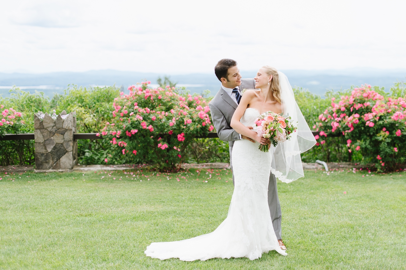 Castle in the Clouds Wedding in New Hampshire | Natalie Franke