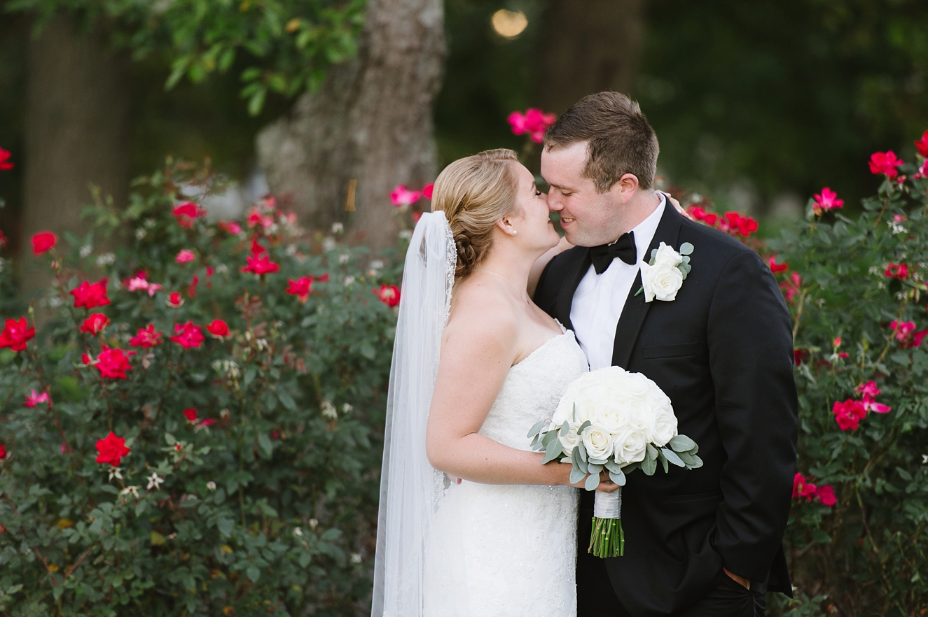 Autumn Wedding in St. Michaels at the Oaks Waterfront Inn