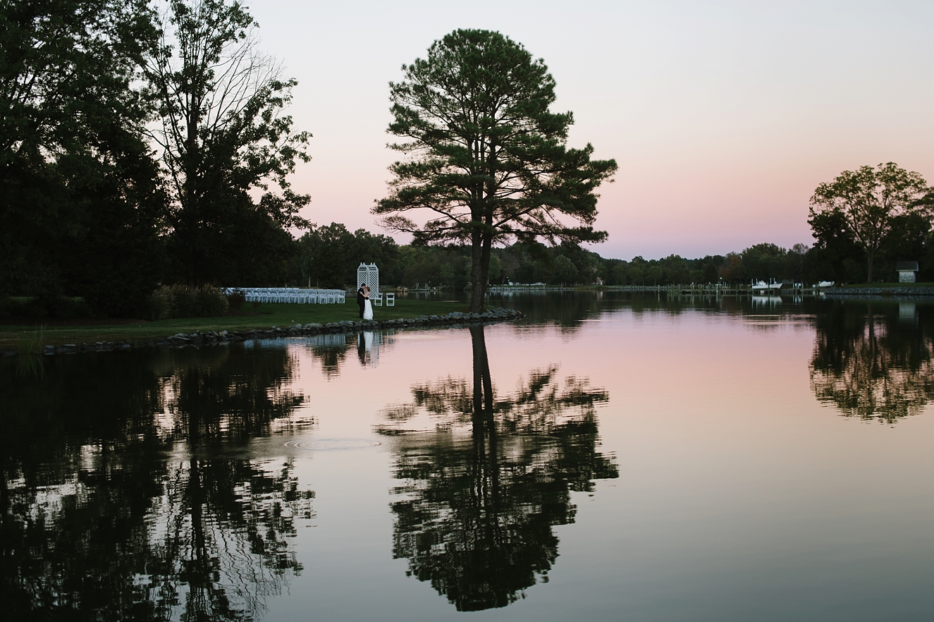 Autumn Wedding in St. Michaels at the Oaks Waterfront Inn